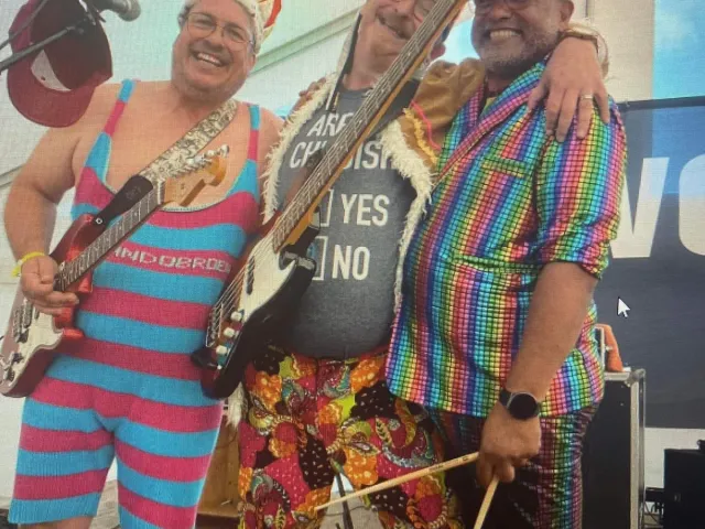 Peter Sort og de to andre idioter på kunstnerbillede til Udkantsrock